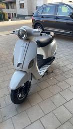 B Klasse scooter, Fietsen en Brommers, Ophalen, Zo goed als nieuw, Benzine, Overige merken