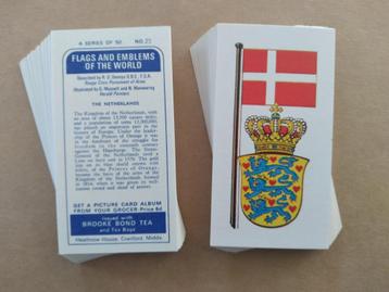 Flags & Emblems of the World complete set 50 chromos 1967