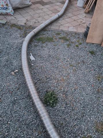 Rookgasafvoer flexibel diameter 100mm circa 6m lengte  beschikbaar voor biedingen