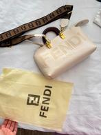 Fendi damestas & dustbag creme, Handtassen en Accessoires, Tassen | Damestassen, Ophalen of Verzenden, Zo goed als nieuw