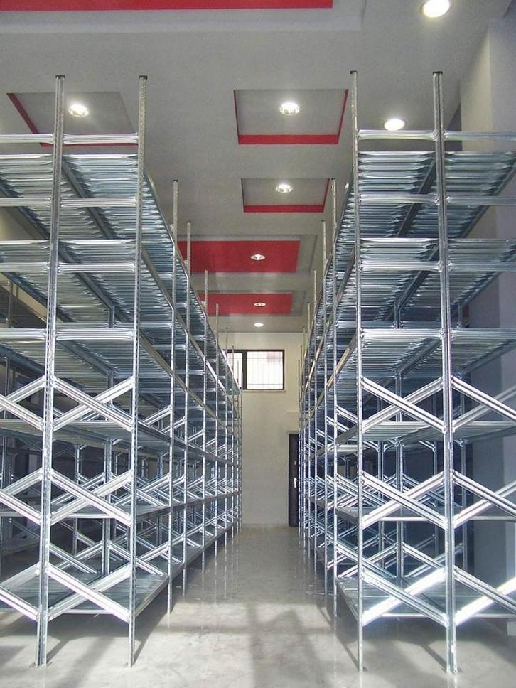 METALEN PLANK (GALVA-REKKEN), Huis en Inrichting, Woonaccessoires | Etagères, Nieuw
