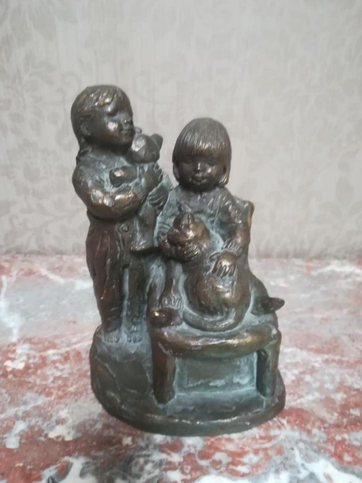 SCULPTUUR VERBRONSD BY MARTINIQUE VENLO KINDEREN, Antiek en Kunst, Kunst | Beelden en Houtsnijwerken, Ophalen of Verzenden