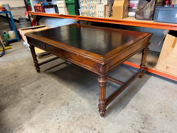 Bureau / table style anglais  beschikbaar voor biedingen