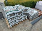 60 x 25kg steentjes wegens niet gebruiken, Ophalen, Zo goed als nieuw
