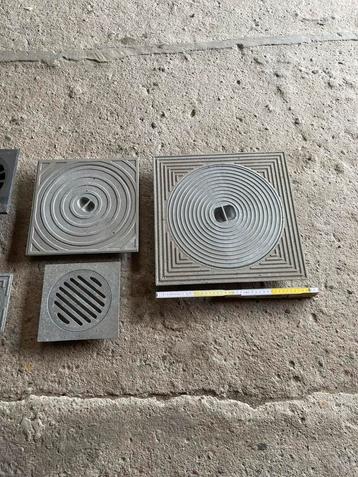 Aluminium deksels beschikbaar voor biedingen