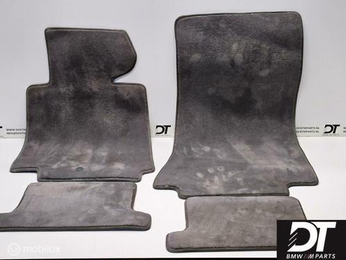 Matten set BMW 8-serie E31 SILBERGRAU 51479059303, Auto-onderdelen, Interieur en Bekleding, BMW, Nieuw, Ophalen of Verzenden