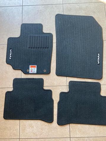 Suzuki Vitara 2024 moquettes originales neuves valeur 110€ 