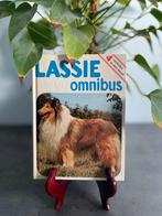 Vintage hardcover "Lassie Omnibus" - Henri Arnoldus, Boeken, Henri Arnoldus, Fictie, Ophalen, Gelezen