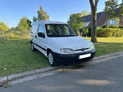 Peugeot partner 1.9 diesel  Blanco Gekeurd en carpass, Auto's, Peugeot, Bedrijf, Partner, ABS, Airbags, Alarm, Elektrische buitenspiegels