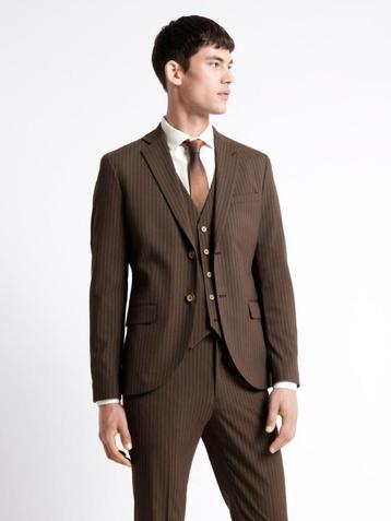 Costume 3 pièces Marron Taille L - Pantalon 42 - cravate beschikbaar voor biedingen