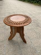 Houten bijzettafeltje met patroon, Ophalen, Minder dan 45 cm, Minder dan 55 cm, Gebruikt