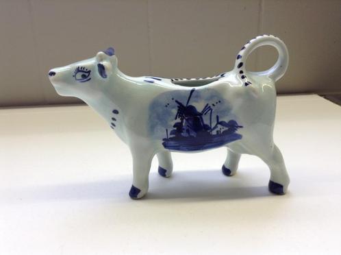 Vintage Delfts blauwe koevormige melkkan 50 ml, Verzamelen, Porselein, Kristal en Bestek, Gebruikt, Beeldje(s), Porselein, Ophalen of Verzenden