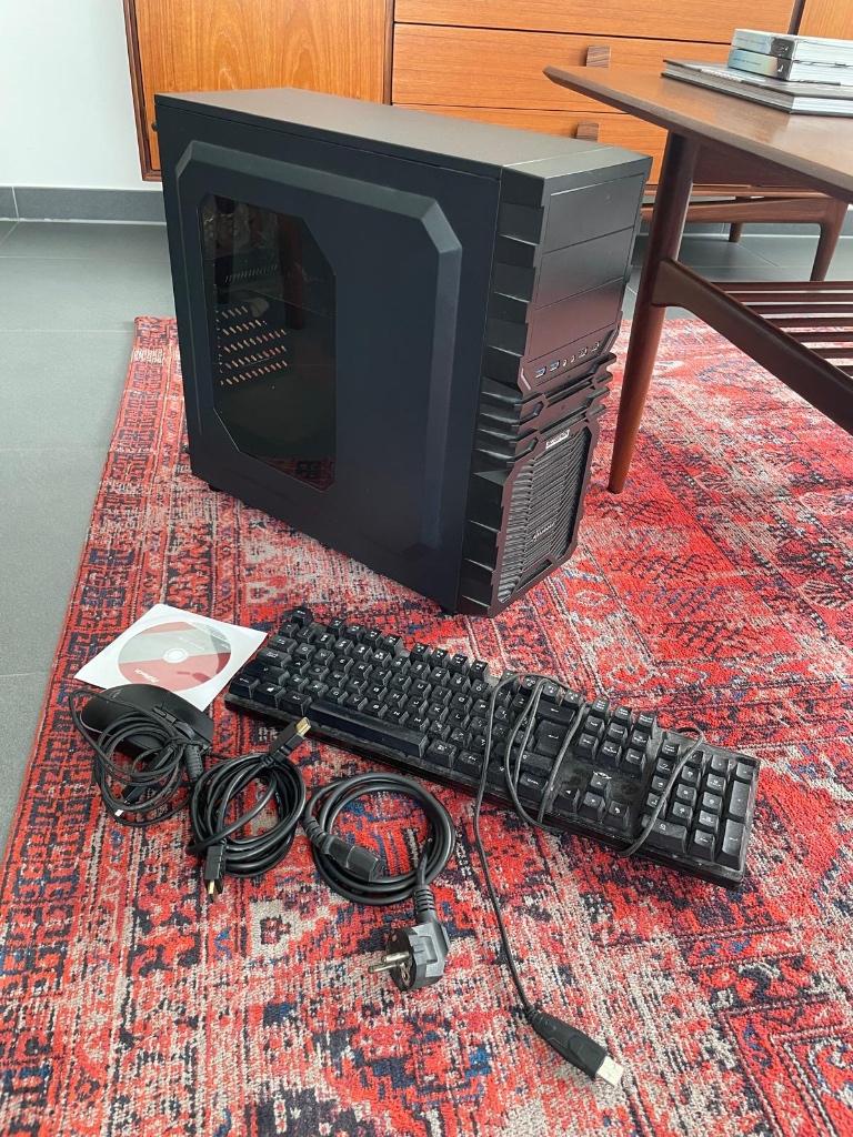 PC de jeu de bureau : 16 Go de RAM, 1 To de stockage, HDD, Comme neuf, Gaming, 1 TB