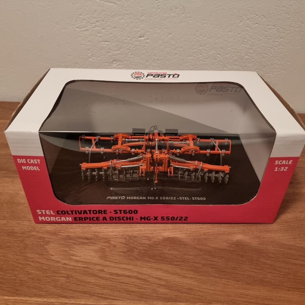 Set Pasto Universal Hobbies, Hobby & Loisirs créatifs, Voitures miniatures | 1:32, Enlèvement ou Envoi, Neuf, Tracteur et Agriculture