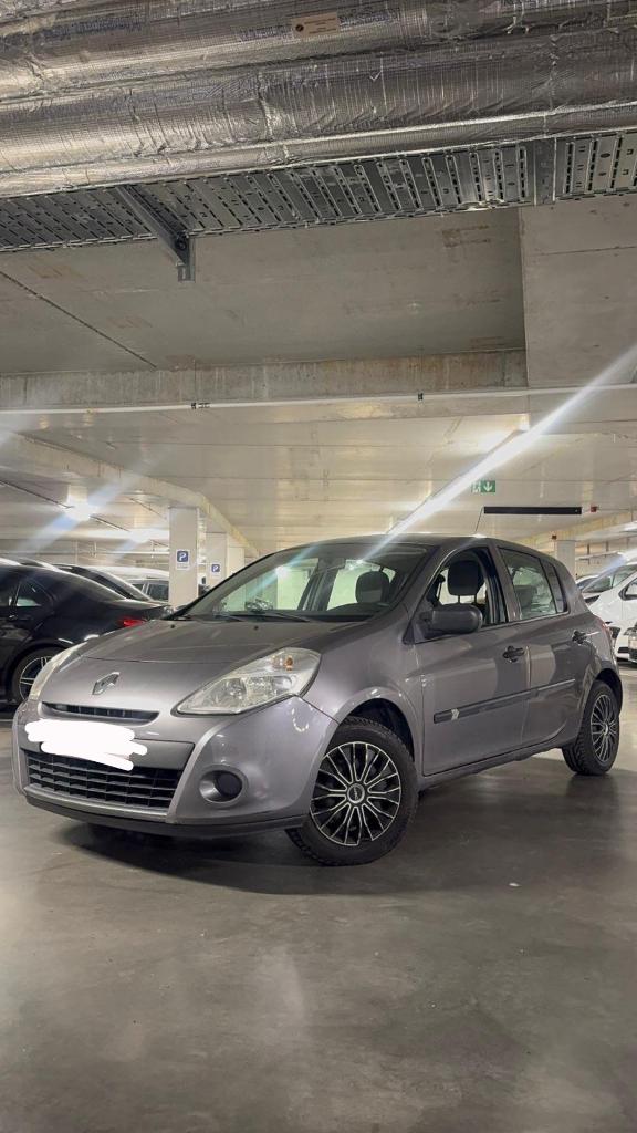 Renault Clio, Autos, Renault, Argent ou Gris, Achat, Boîte manuelle, Noir