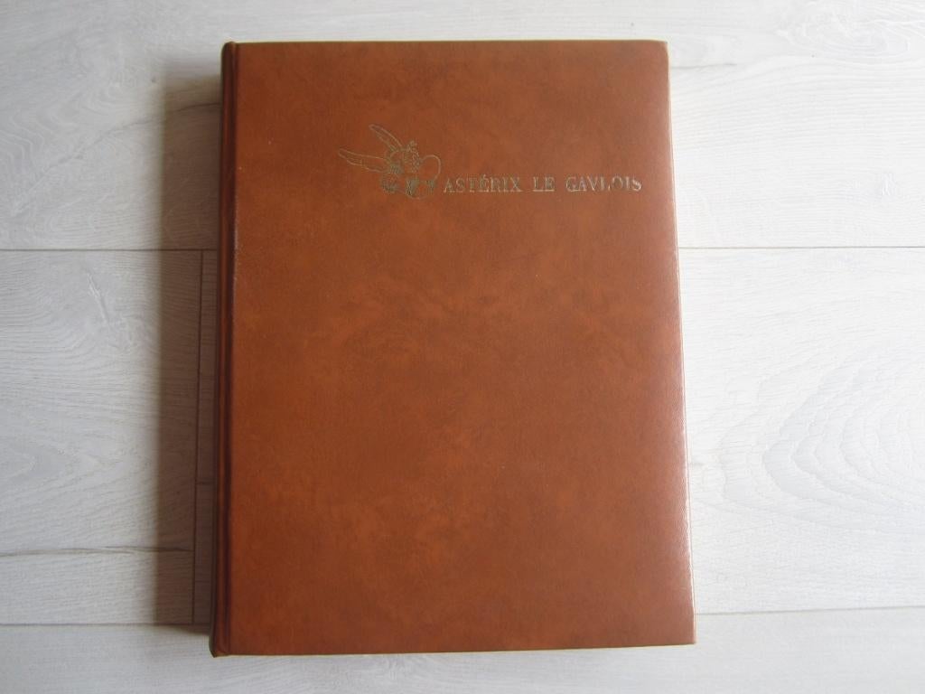 Astérix - Intégrale 1 Le Lombard 1967, Boeken, Stripverhalen, Zo goed als nieuw, Eén stripboek, Ophalen of Verzenden