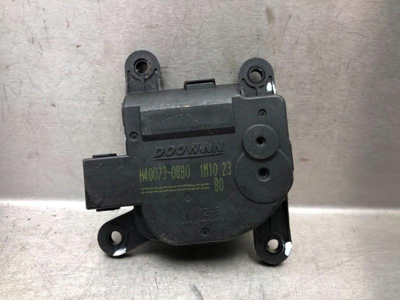 ACTIONNEUR MOTEUR VOLET CHAUFFAGE Kia Rio III (UB), Autos : Pièces & Accessoires, Utilisé, Kia