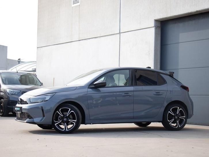 Opel Corsa GS 1.2 Turbo S/S AT8 100PK|CAMERA|NAVI|CARPLAY, Auto's, Opel, Bedrijf, Corsa, Airbags, Airconditioning, Alarm, Bluetooth