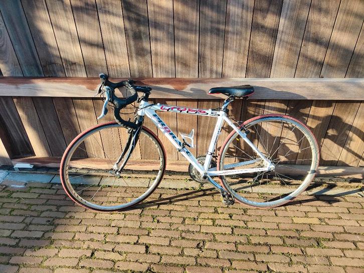 Prorace Cross - Race en cyclocrossfiets voor 12-15 jaar, Vélos & Vélomoteurs, Vélos | Vélos de course, Utilisé, Hommes, Moins de 10 vitesses