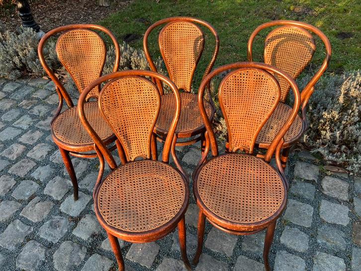 5 authentieke Thonet stoelen ontwerp 1920 Josef Hoffmann, Antiek en Kunst, Antiek | Meubels | Stoelen en Sofa's, Ophalen