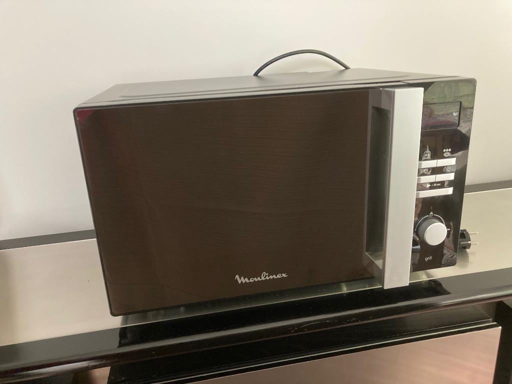 Micro-ondes multifonctions Moulinex, Electroménager, Micro-ondes, Comme neuf, À Poser, 45 à 60 cm, Gril, Four, Plaque tournante