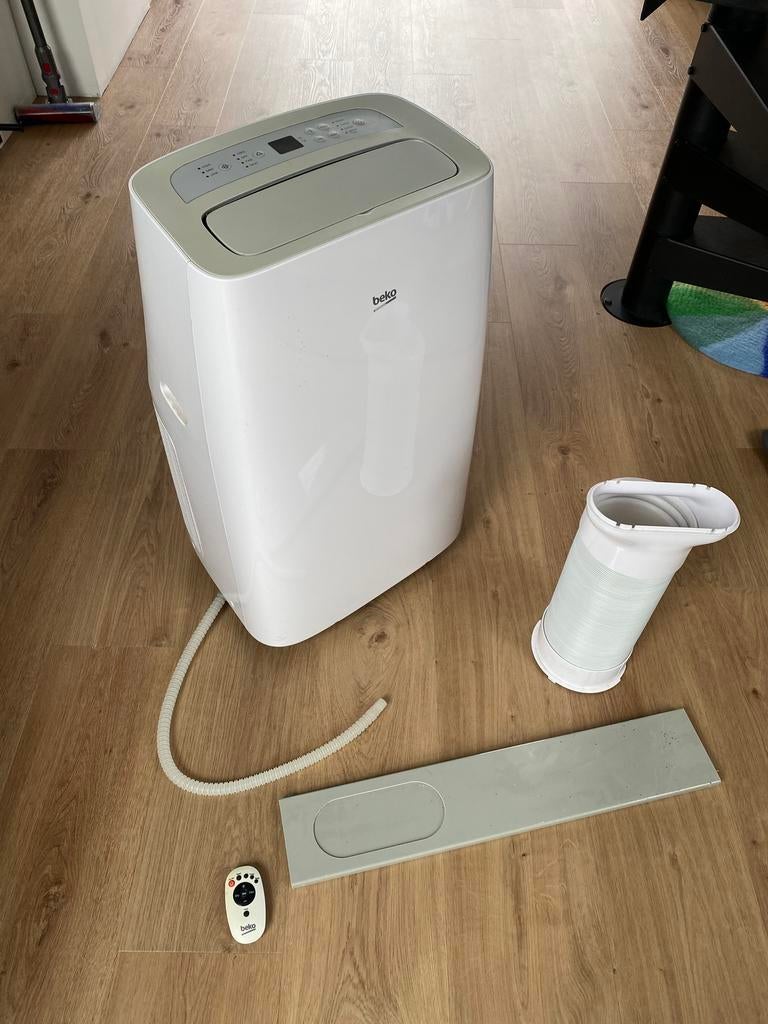 Mobiele Airco beko 2.6kW, Ophalen, Zo goed als nieuw, Verwarmen, Mobiele airco