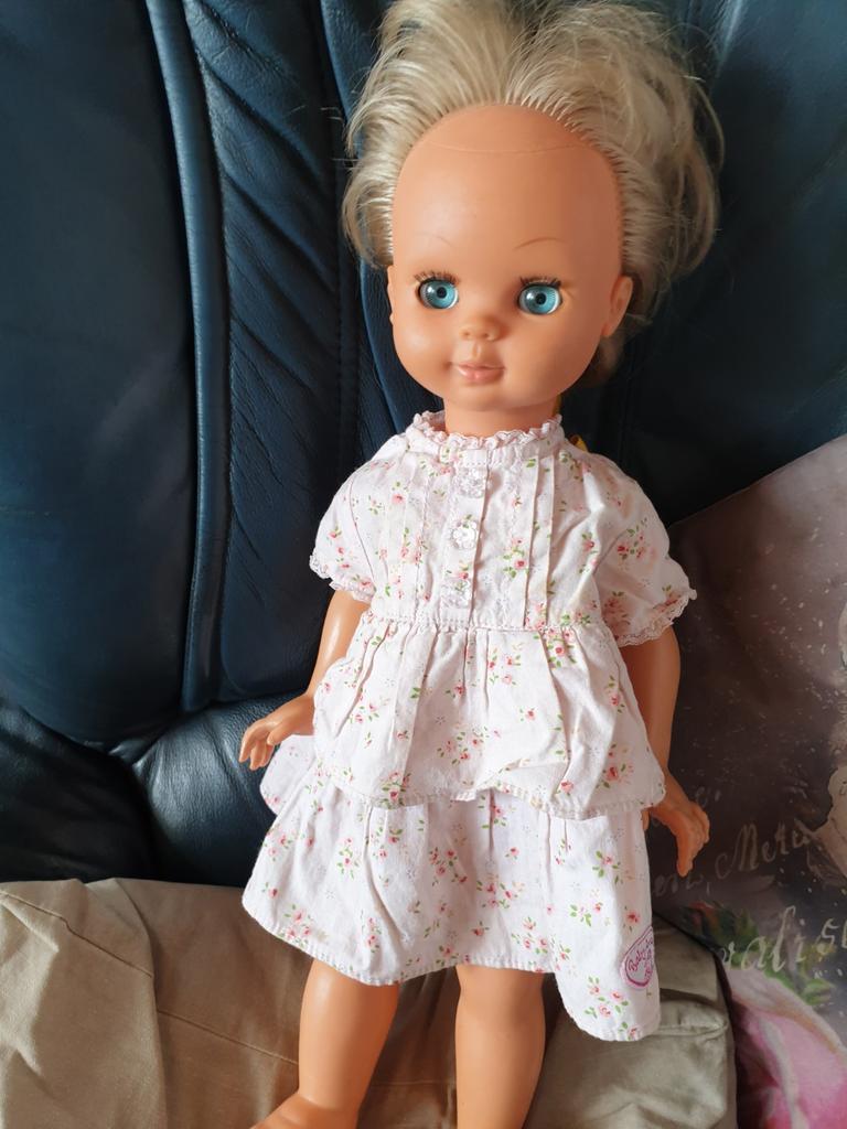 BELLA pop ,50 cm, Verzamelen, Ophalen of Verzenden, Pop