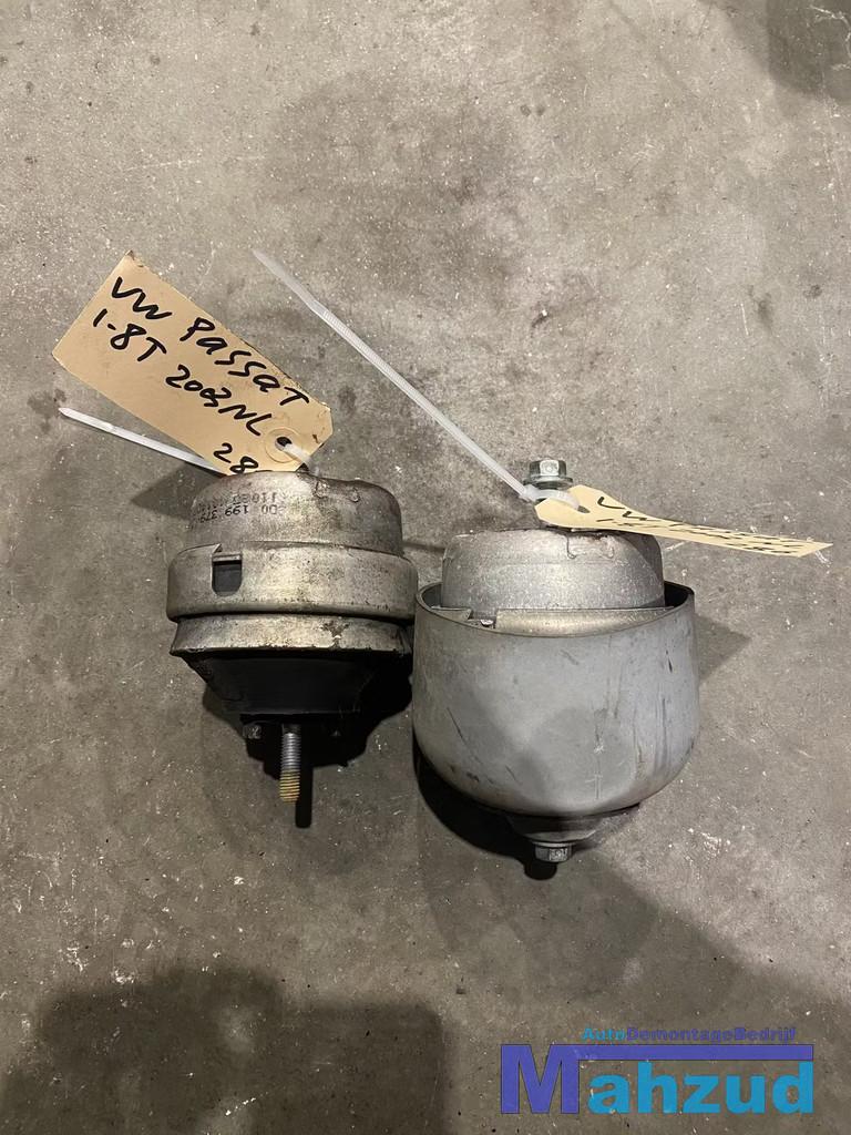 VW Passat 3B3 1.8T AWT motorsteun links rechts, Gebruikt, Volkswagen, Volkswagen AG, Vw@volkswagen.de