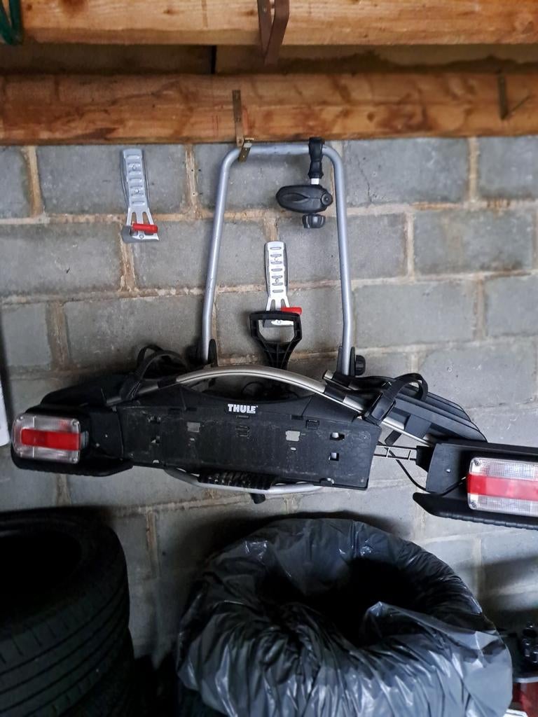 Porte vélos Thule pour 2 vélos, Enlèvement, 2 vélos