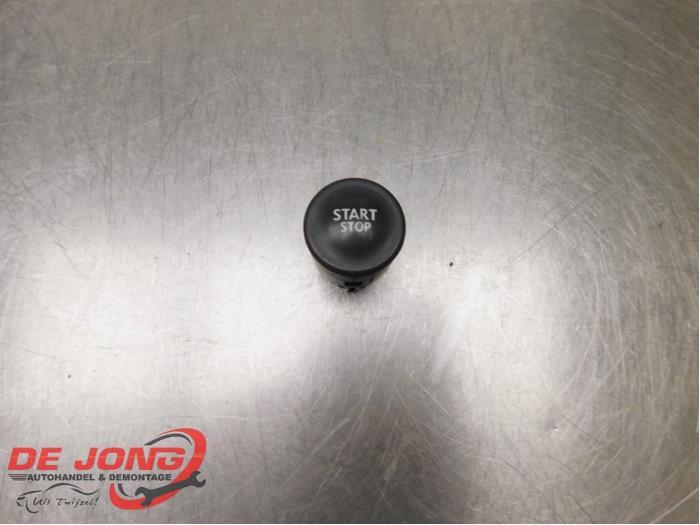 Commutateur marche-arrêt d'un Renault Megane, Autos : Pièces & Accessoires, Renault, -, 3 mois de garantie, Utilisé