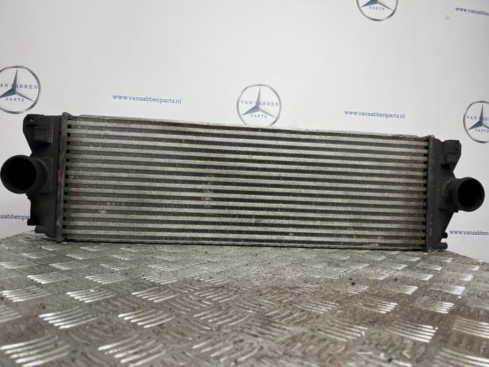 Intercooler d'un Mercedes Sprinter, Autos : Pièces & Accessoires, Climatisation & Chauffage, Mercedes-Benz, Utilisé, 3 mois de garantie