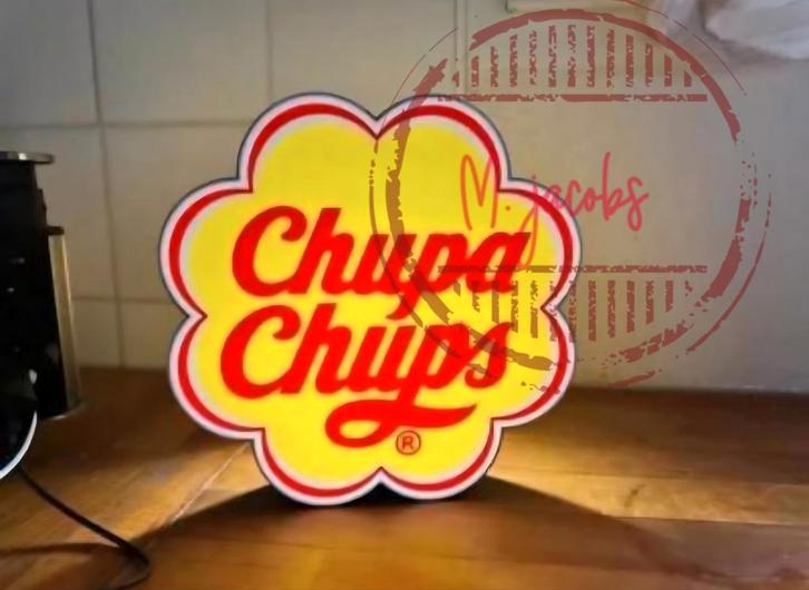 Opvallende Chupa Chups lamp met LED verlichting., Verzamelen, Merken en Reclamevoorwerpen, Ophalen of Verzenden