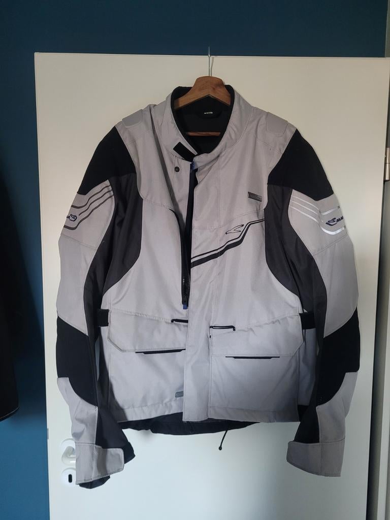 MOTOJAS MERK MACNA, Enlèvement, Seconde main, Manteau | tissu, Macna