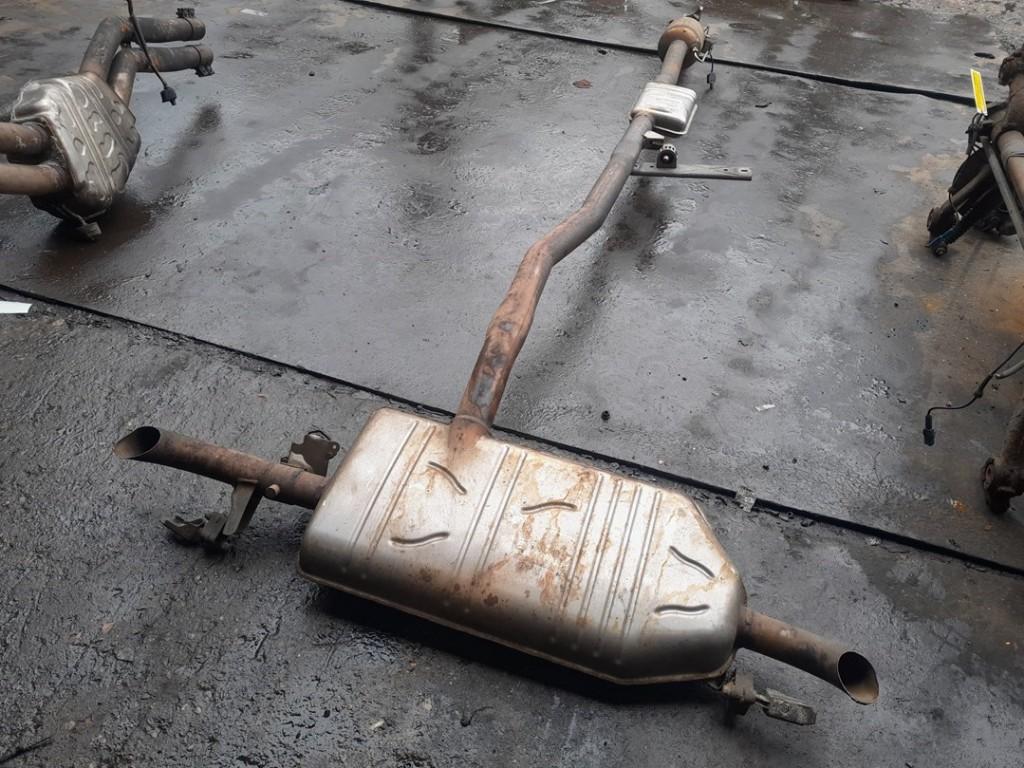 ÉCHAPPEMENT CENTRE + ARRIÈRE SILENCIEUX (A2474910600), Utilisé, Mercedes-Benz