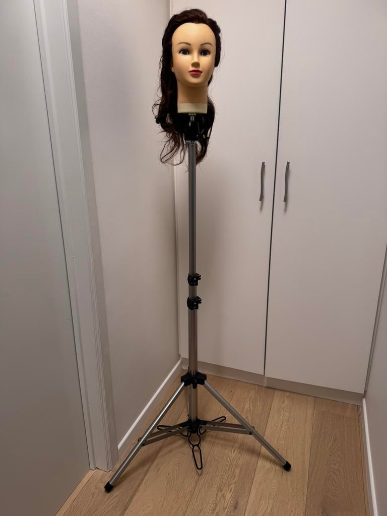 Statief voor oefenhoofd met 2 oefenhoofden, Ophalen, Zo goed als nieuw