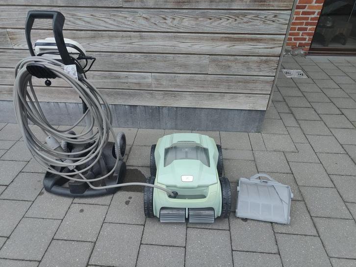 Zodiac Alpha 63 iQ Bio zwembadrobot, Jardin & Terrasse, Accessoires pour étangs, Utilisé, Aspirateur de bassin, Enlèvement