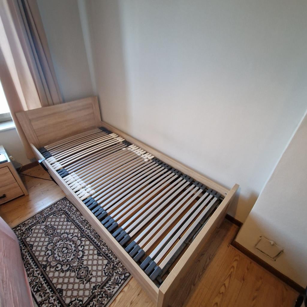 Eenpersoons bed, Huis en Inrichting, Slaapkamer | Bedden, Ophalen, Eenpersoons