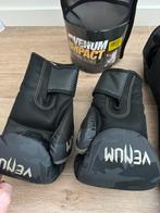 Thaiboks/kickboks spullen als nieuw !, Ophalen of Verzenden, Zo goed als nieuw, Bokshandschoenen