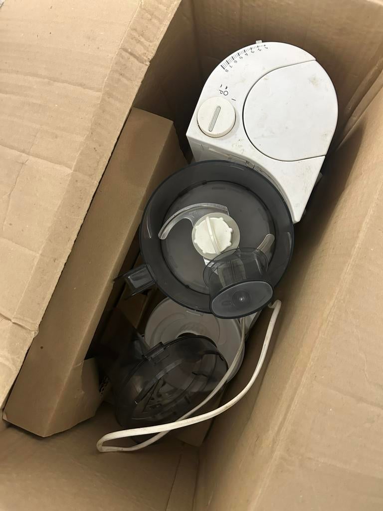 robot de cuisine fonctionnel, Enlèvement