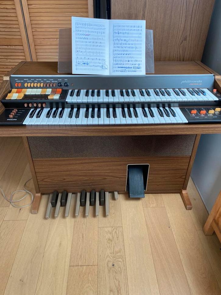 Orgue electrique Philicorda rhytm 10, Muziek en Instrumenten, Orgels, Gebruikt, Orgel, 2 klavieren, Ophalen