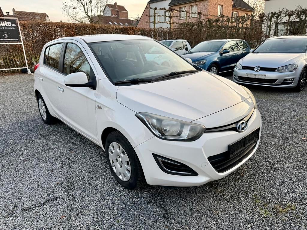 HYNDAI İ20. 1.1 DIESELS 55.KW. EURO 5. AIRCO, Auto's, Voorwielaandrijving, Euro 5, 1120 cc, Wit