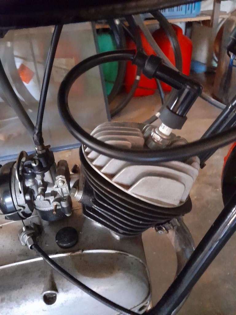 Malanca 50 CC brommer - oldtimer, Fietsen en Brommers, Ophalen, Gebruikt, Cilinder