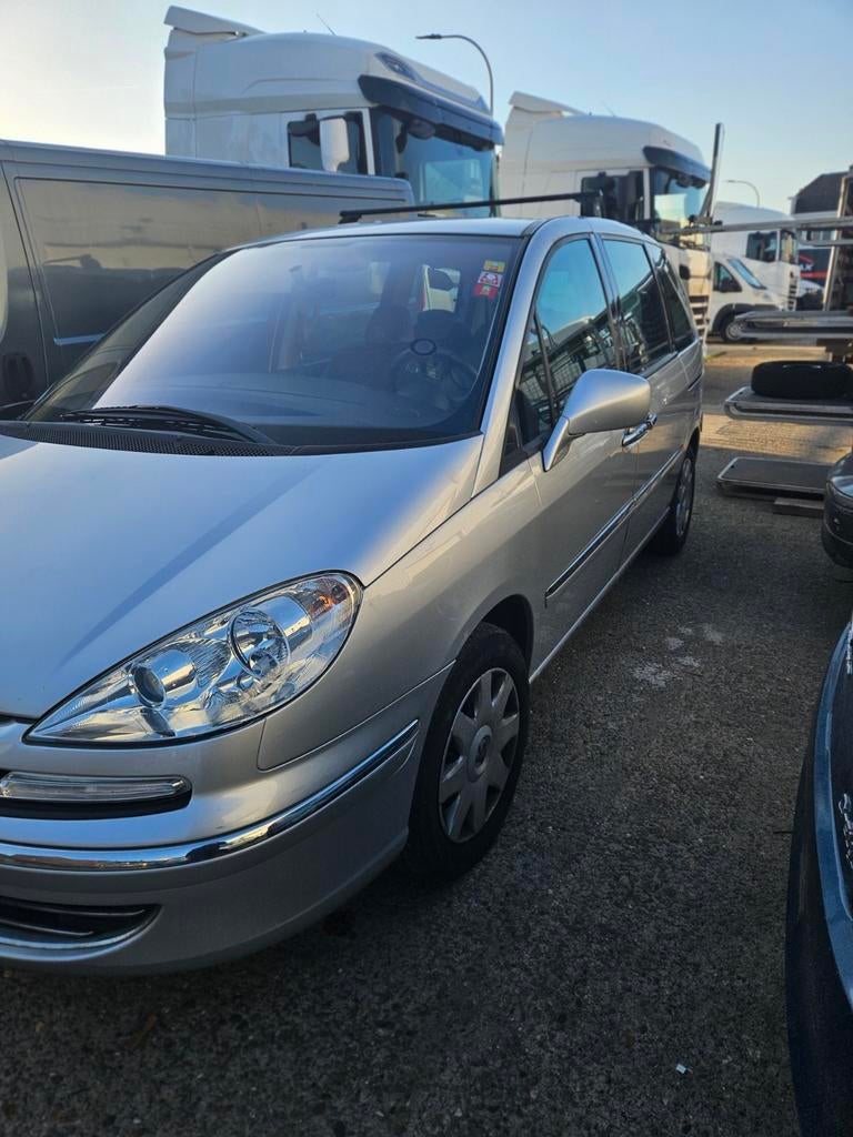 Peugeot 807 2hdi bouwjaar 2012, tel 0466 358 100, Auto's, Onderhoudsboekje, Te koop
