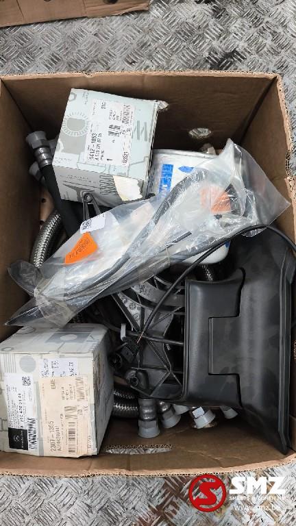 Lot de pièces Mercedes, Autos : Pièces & Accessoires, Neuf, Mercedes-Benz, Autres pièces automobiles