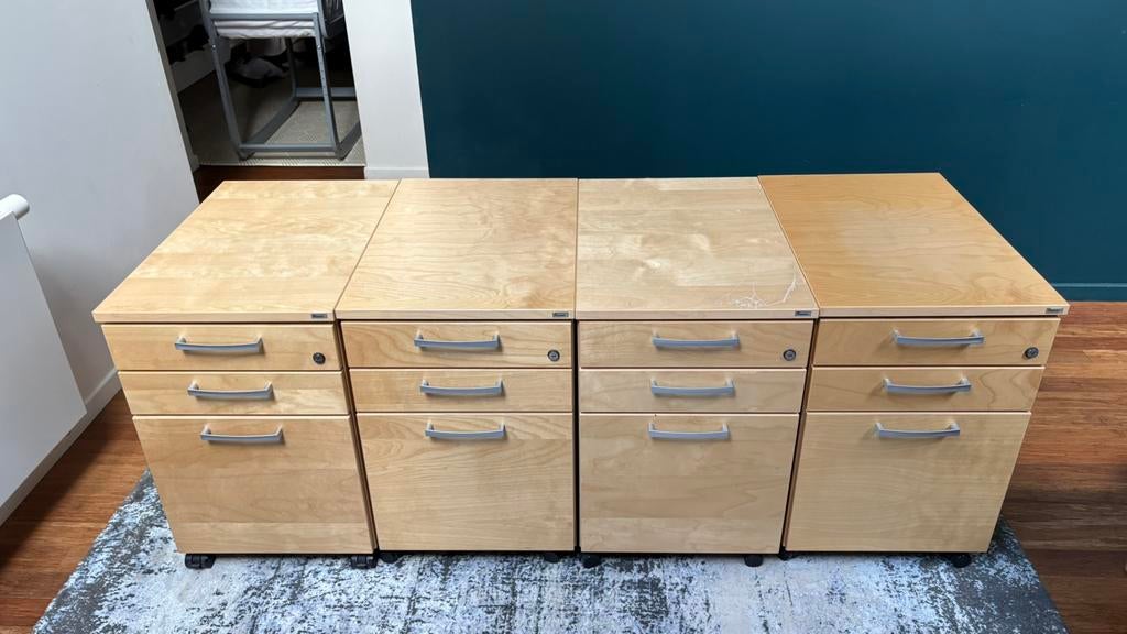 Kantoorkasten op wielen of 4 x ️ nachtkastjes, Ophalen, Zo goed als nieuw