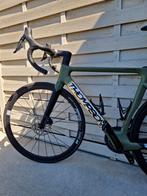 Thompson racefiets Grammont 2023, Enlèvement, Carbone