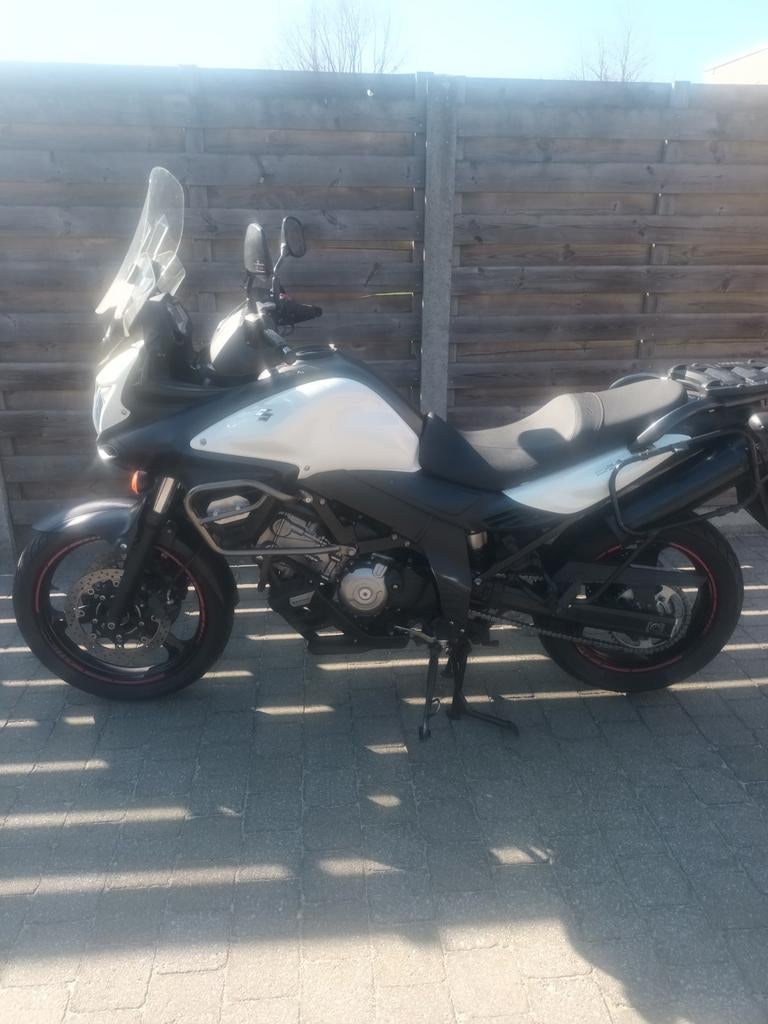 Suzuki V-strom 650 L2, Motoren, 2 cilinders, Particulier, Toermotor, ABS