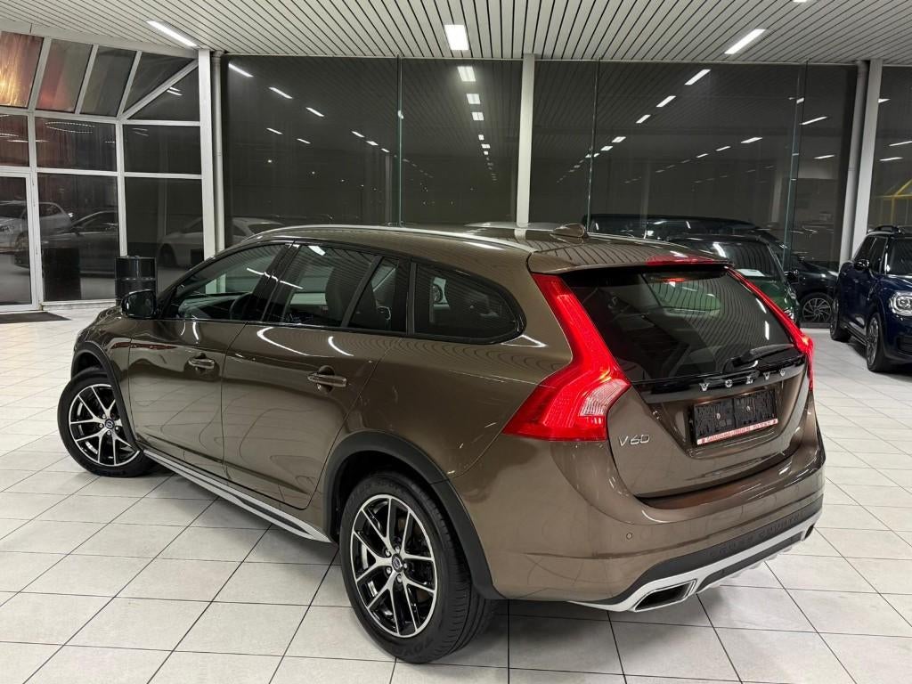 Volvo V60 Cross 2.0D 140kW Euro 6b Bouwjaar 2016 124.000 km, Auto's, Volvo, Euro 6, Leder, 5 deurs, Onderhoudsboekje