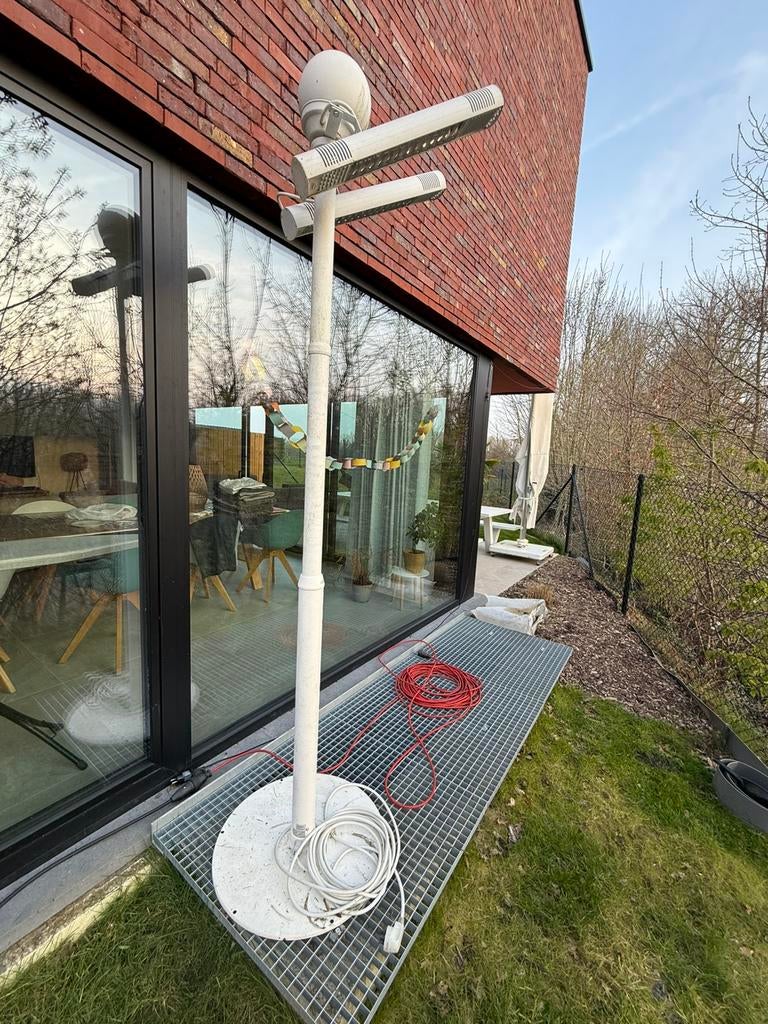 Burda infrarood verwarmer op paal 2x2000watt, Enlèvement, Comme neuf