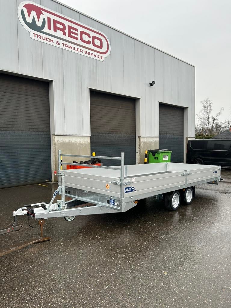 Plateau aanhangwagen, Ophalen, Nieuw
